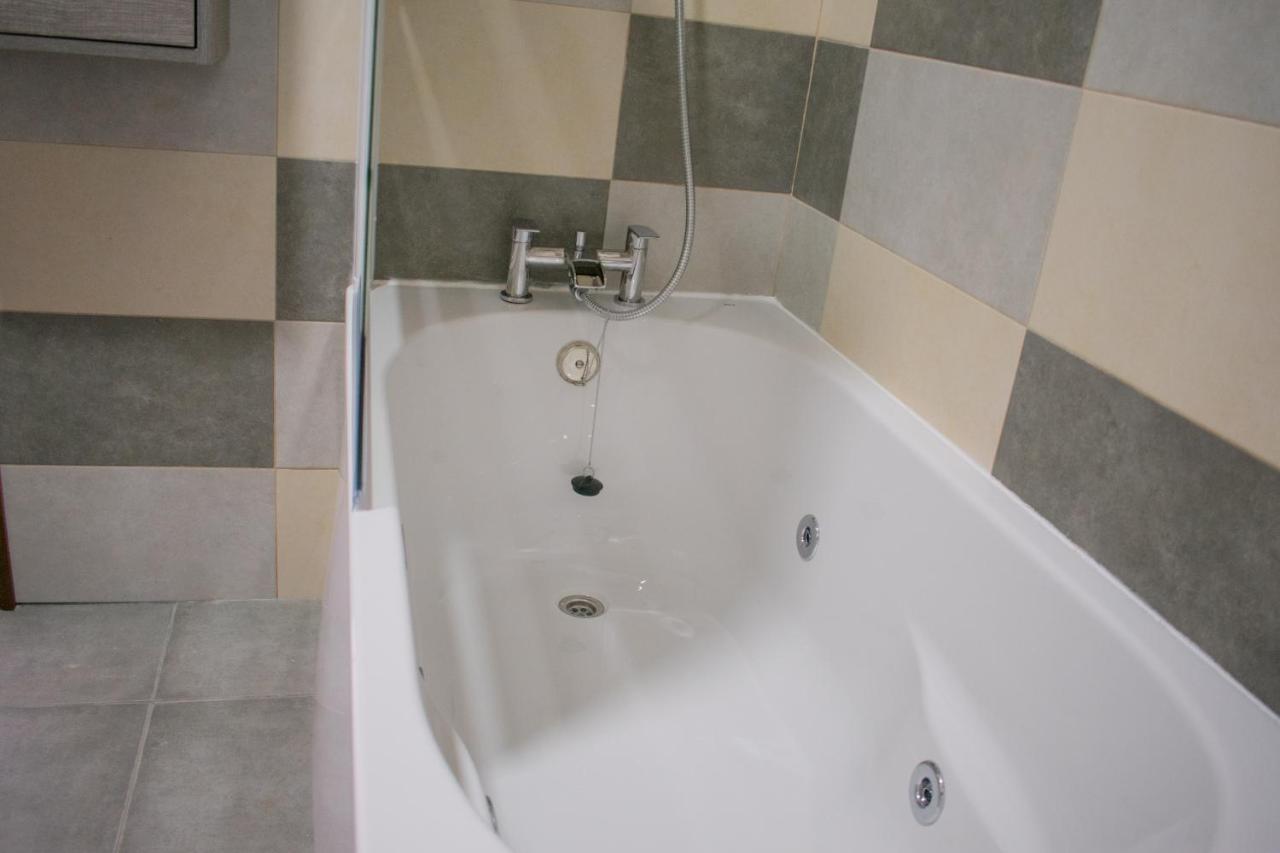 Apartamentos Cerezo La Codosera 外观 照片