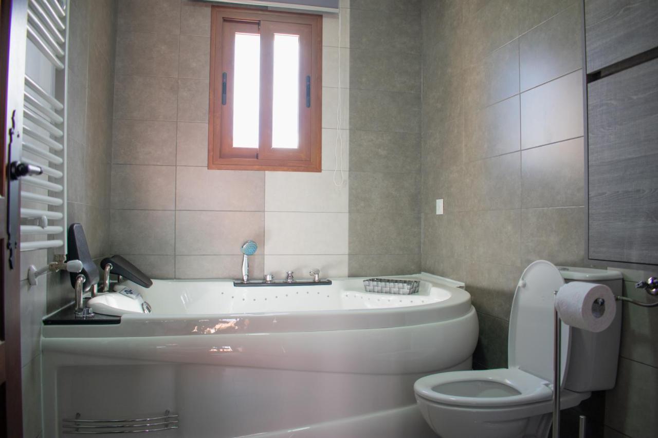 Apartamentos Cerezo La Codosera 外观 照片