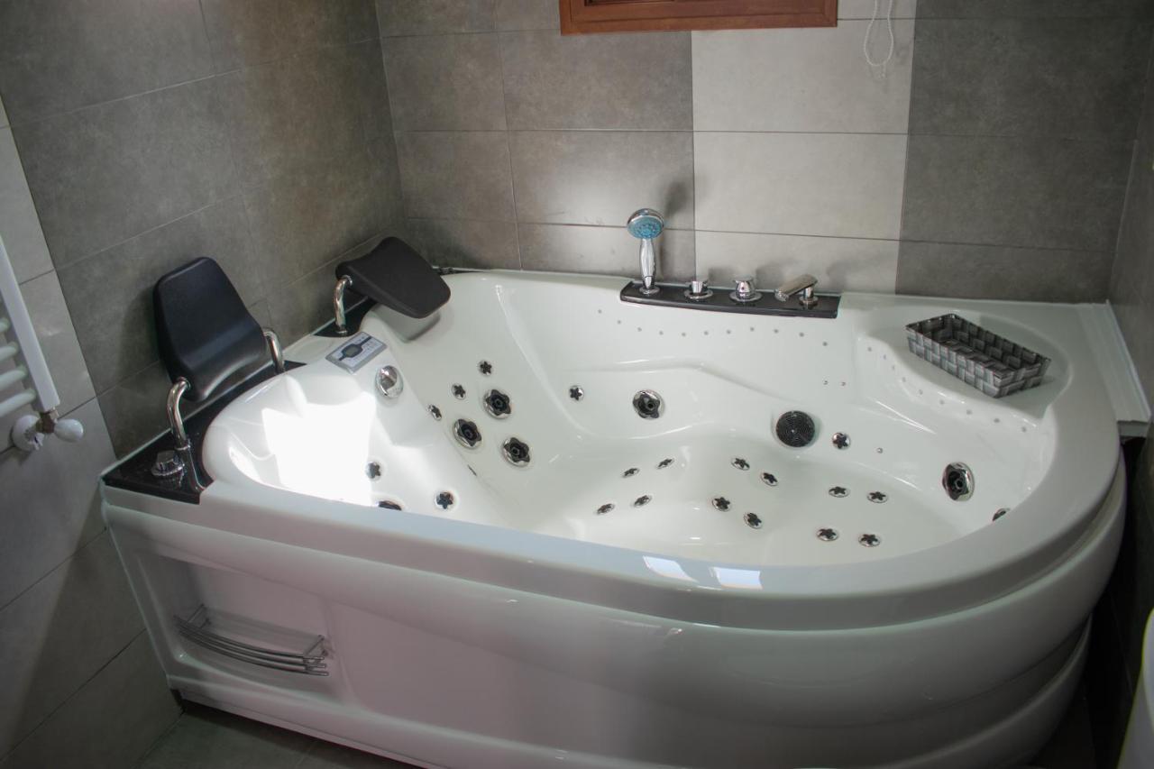 Apartamentos Cerezo La Codosera 外观 照片